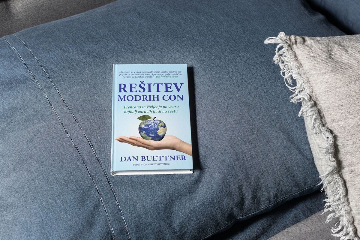 Rešitev modrih con, Dan Buettner
